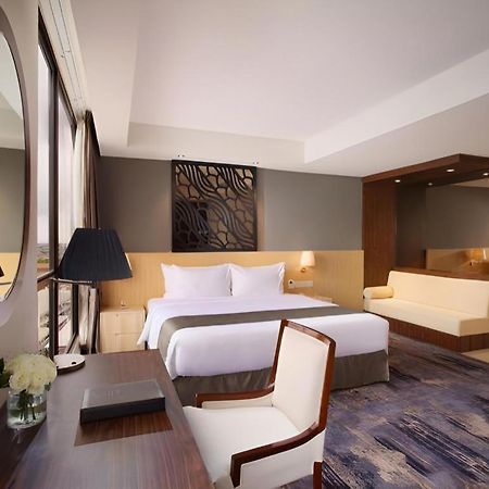 Hotel Grandhika Pemuda Семаранг Екстер'єр фото