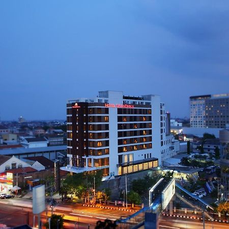 Hotel Grandhika Pemuda Семаранг Екстер'єр фото