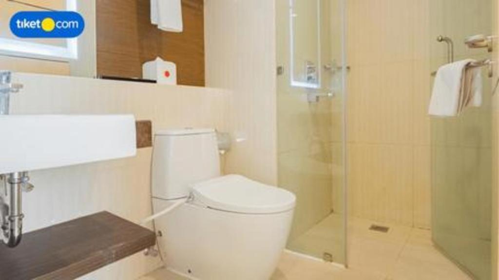 Hotel Grandhika Pemuda Семаранг Екстер'єр фото