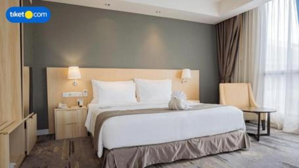 Hotel Grandhika Pemuda Семаранг Екстер'єр фото