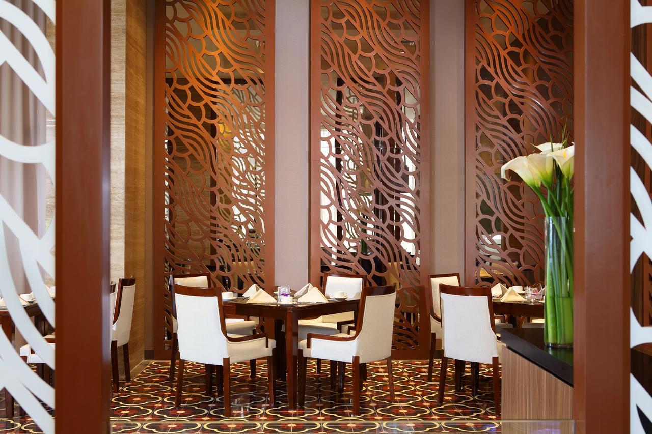 Hotel Grandhika Pemuda Семаранг Екстер'єр фото