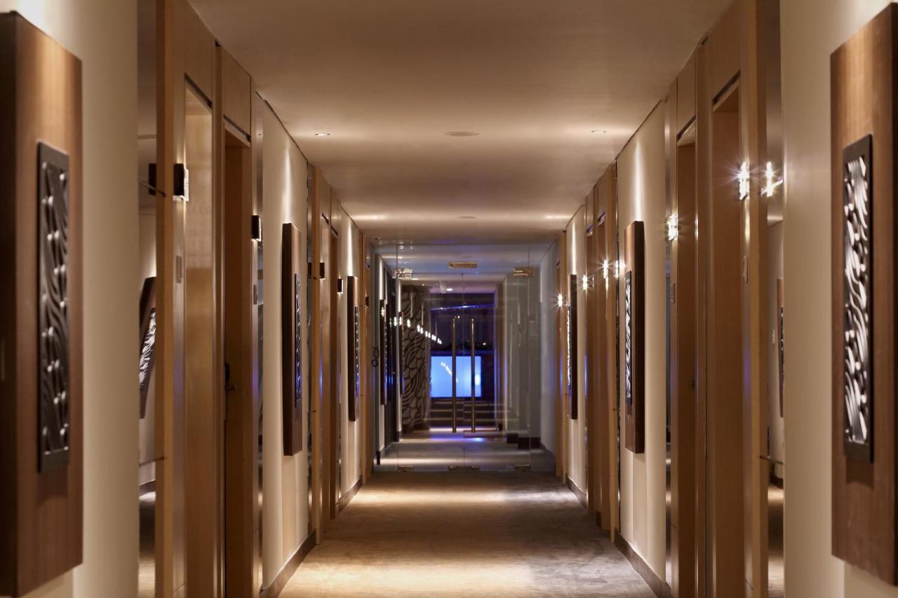 Hotel Grandhika Pemuda Семаранг Екстер'єр фото